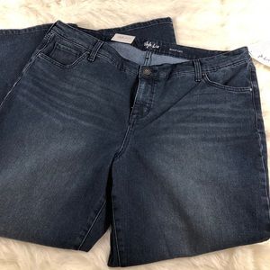 Style & Co bootleg Petite Jean
